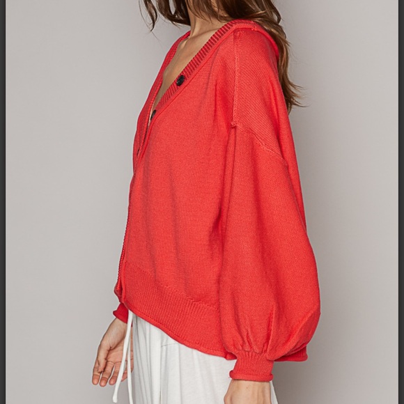 BP23❤️POL pristine red v-neck button front top which doubles as cardi! Day2date! - Picture 8 of 9